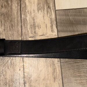 Black Men’s Belt True Religion